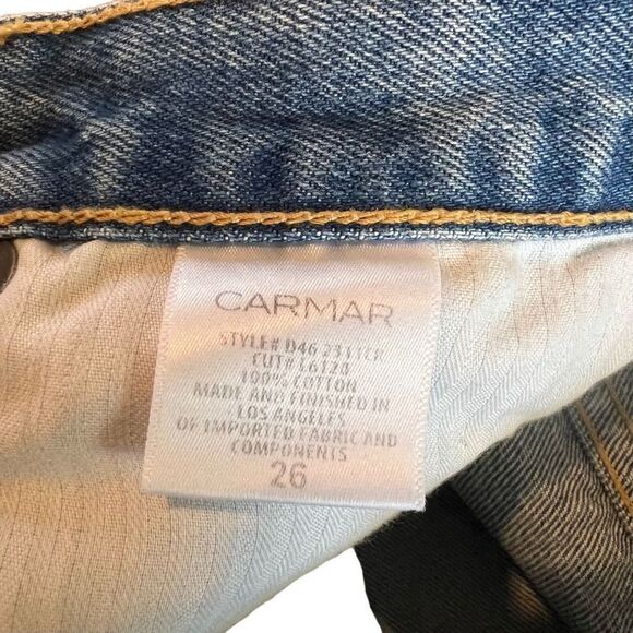 Carmar LA Front Zip Crochet Lace
Mini Skirt Sz 26 - Picture 6 of 7